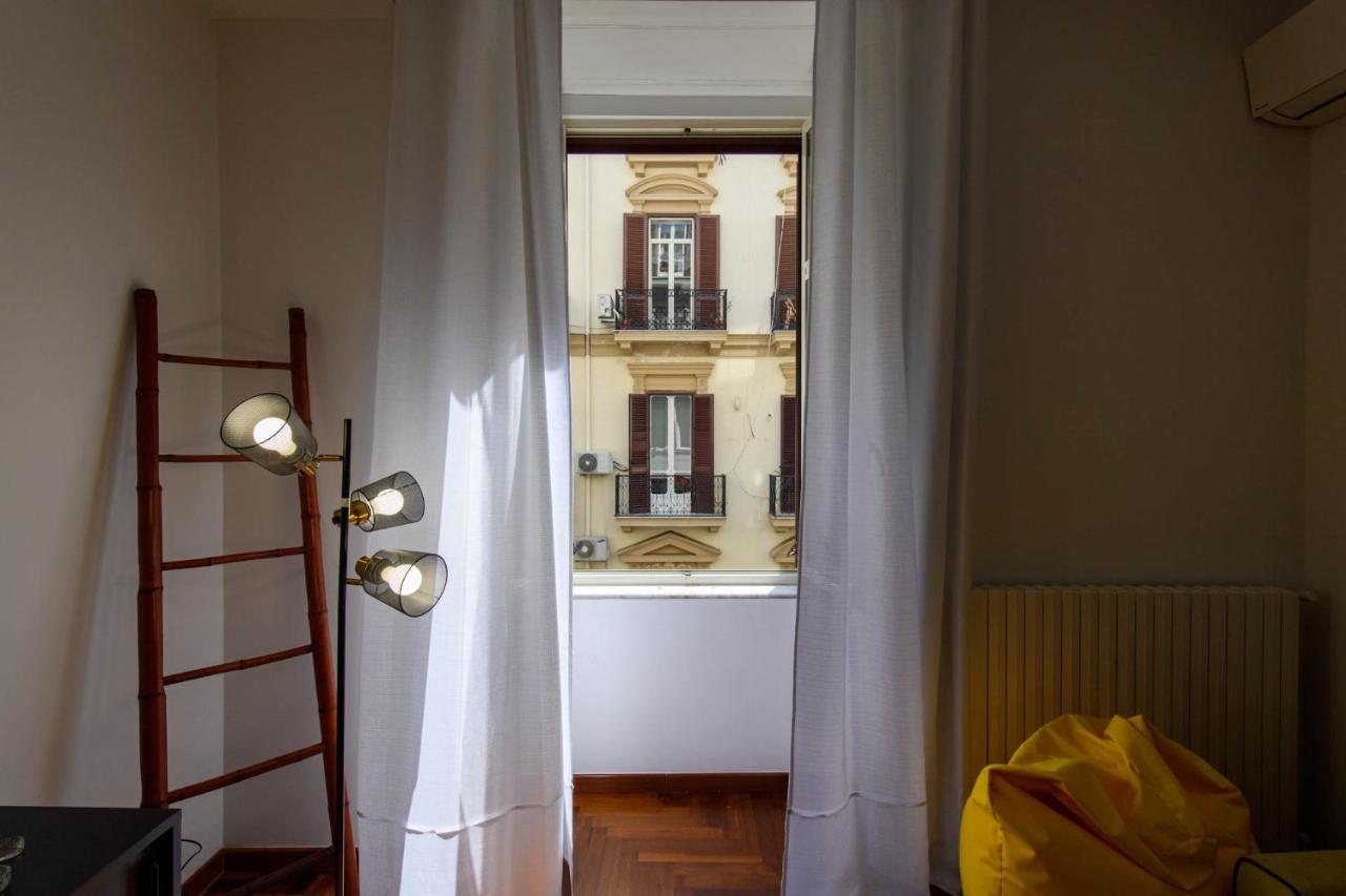 Casa Bianca * Naples