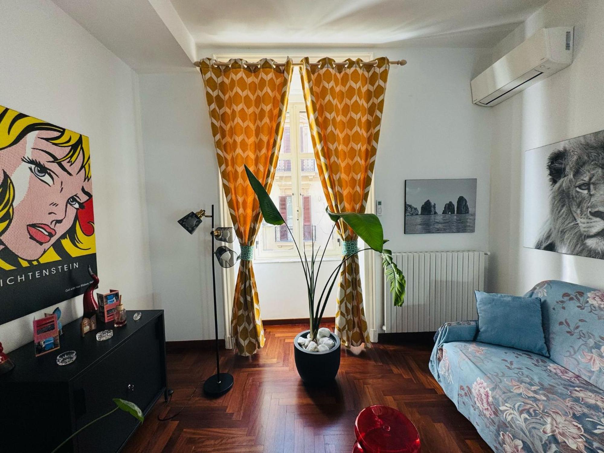 Casa Bianca * Naples